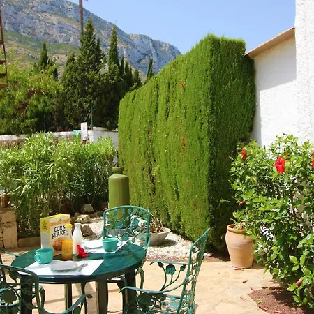 Finca Paris Dr